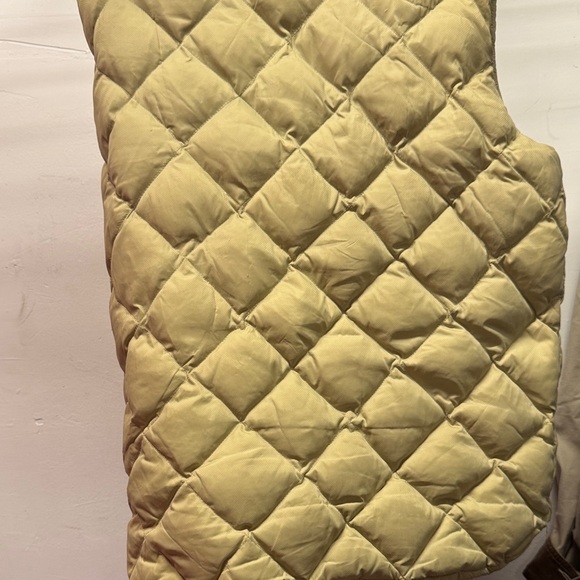 UGG Australia Men's quilted down puffer Beige Vest Size Medium - Picture 6 of 11